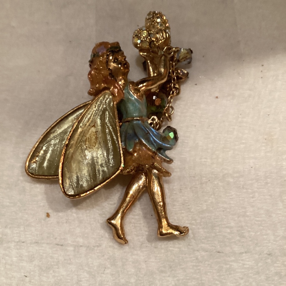 Vintage Kirk’s Folly Brooch